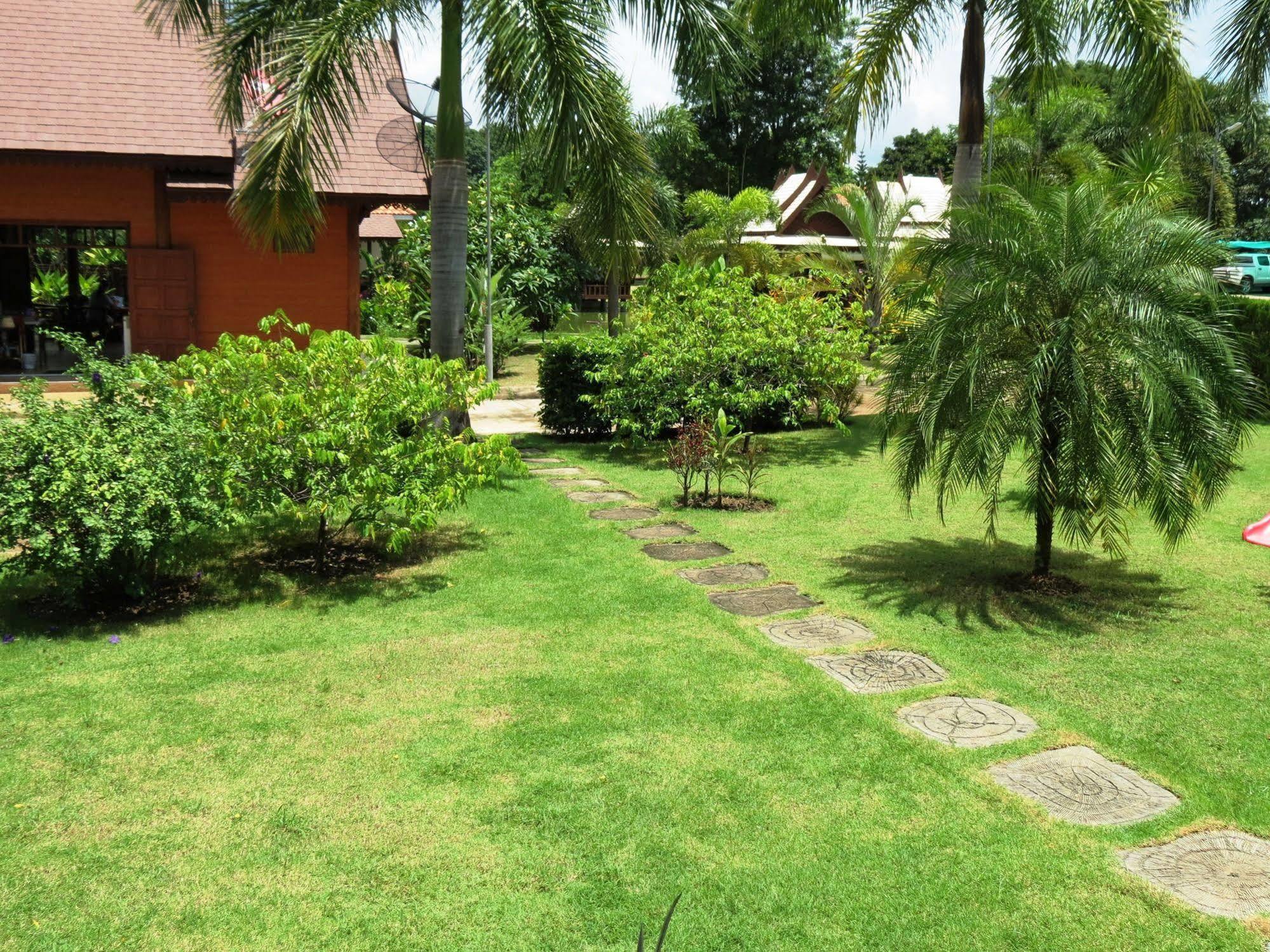 Pongsin Resort Khun Han Exterior photo